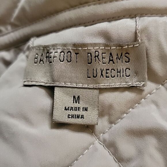 Barefoot Dreams LuxeChic Quilted Jacket - Picture 5 of 8